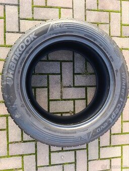 Zimní pneumatiky zn. Hankook 255/45 R19