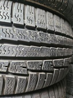 215/50R17 95V XL Nokian WRA3