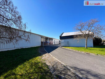 Pronájem komerčních prostor o výměře 342 m2: sklady, garáže,