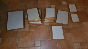 Různé zasklené rámy obrazů 20 kusů