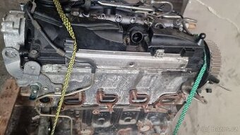 Hlava motoru 1.6 tdi CAY