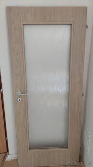 Interiérové dveře - SAPELI - dub - výborný stav