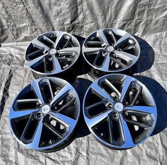5x114,3 R18 originál Hyundai Kona - ET 52