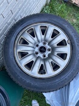 Zimní pneu Škoda Octavia Dunlop 205/60r16