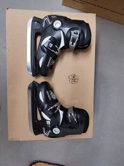 Chlapecké brusle nastavitelné Oxelo