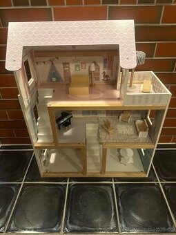 Domeček pro panenky