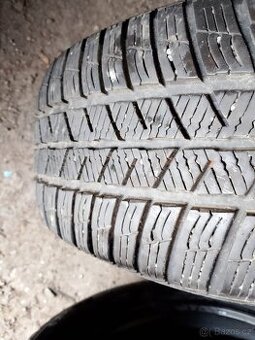 205/55/16 215/45/17 245/45/19 255/50/19 265/40/22  kusovka