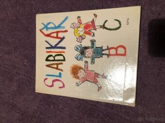 Retro slabikář