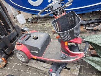 Elektrotrikolka luna pride