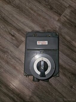 Spínač vačkový přepínače hvězda-trojúhelník S63V 500V 15kW