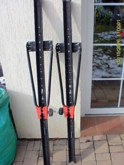 Střešní nosič kol