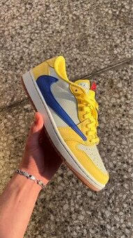 Nike x Travis Scott Air Jordan 1 Retro Low "Canary"