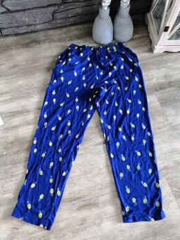 Kalhoty domácí vel. 128