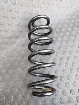 P: Zánovní zadní pružinu VW Sharan a Seat Alhambra