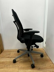 Kancelářská židle Steelcase Leap V2 Grey - 1