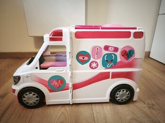 Sanitka pro Barbie