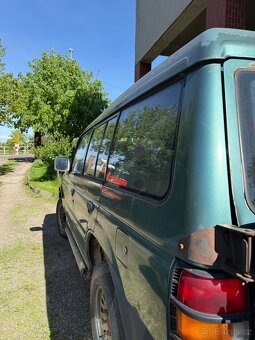 Mitsubishi Pajero 1999 (s STK)