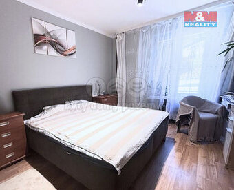 Prodej bytu 3+1, 80 m², OV, Most, ul. tř. Budovatelů