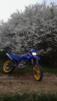 Suzuki DR 125 SM – nepojízdná, STK 2/2028, A1,