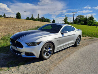 Prodám Ford Mustang 5.0 GT