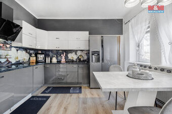Prodej rodinného domu, 250 m², Raspenava, ul. Fučíkova - 1