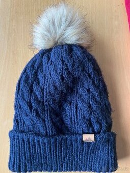 Teplá čepice zn. H&M