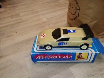 Retro autíčko - 1