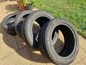 Pneu 265 50 r20