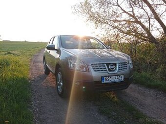 Nissan Qashqai j10 rv 2010 sleva