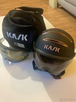 Lyžařská helma Kask