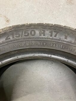 Letní pneu Barum Bravuris 3 215/50R17 91Y