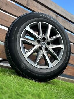 Alu kola 5x114.3 r17 s pneu (mazda)