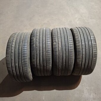 Pneumatiky TOYO PROXES SPORT 235/40 R19