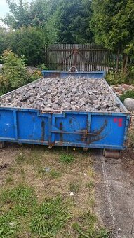 Žulové kostky cca 6x5 cm a menší