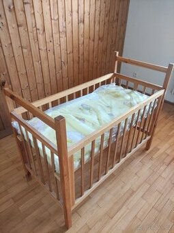 Dětská postýlka dřevěná (nová)