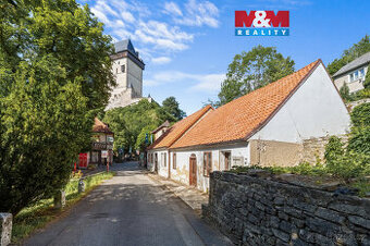 Prodej ubytovacího zařízení s kavárnou, 276 m², Karlštejn