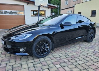 Prodám TESLA S90D, 2017, naj.69tis.km,Nabíjení zdarma,Free