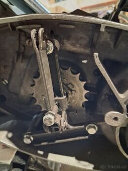 Jawa Bizon, 634 první typ - ovládání spojky