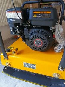 Vibrační deska Lumag RP 1400PRO možno okamžitě odvést.