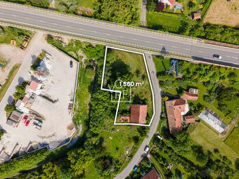 Prodej rodinného domu k rekonstrukci o velikosti 124 m2 na p