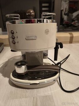 Kávovar De'Longhi retro