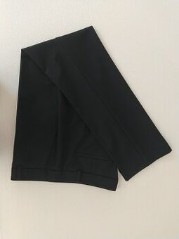 NOVÉ ČERNÉ KALHOTY, zn. MONTEGO