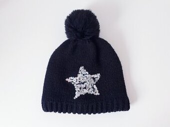 ČEPICE S FLITRY • KULICH S BAMBULÍ • zn. PAGE ONE YOUNG