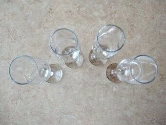 PRODÁM SKLENICE NA SEKT