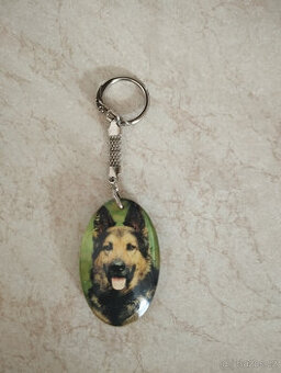 Přívěsek na klíče, kabelku, PES německý ovčák