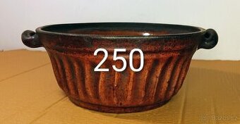 Stará krásná forma kamenina bábovka