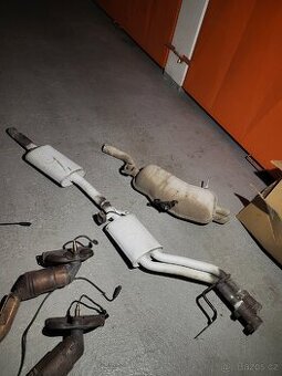 Výfuk + katalyzátory bmw e46 328i