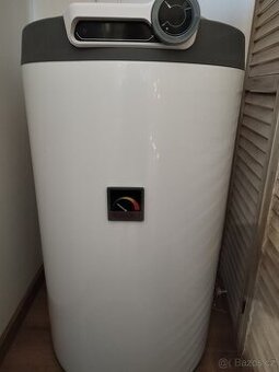 Ohřívač vody stacionární