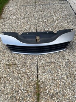 Renault Laguna II, přední maska