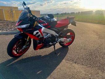 Aprilia Tuono V4 Factory